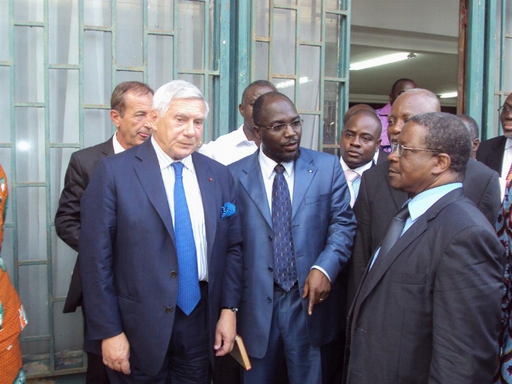 Coopération bilatérale - La Côte d`Ivoire est le pays le plus aidé par la France